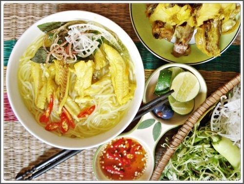Món ngon Việt Nam: Nóng hổi đậm đà bún cá miền Tây