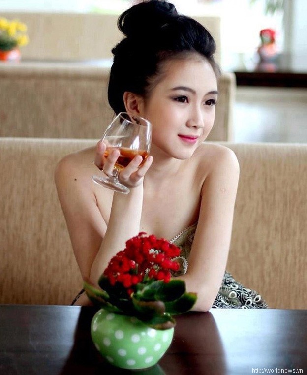 Tổng hợp girl xinh Việt Nam da trắng đẹp không tì vết
